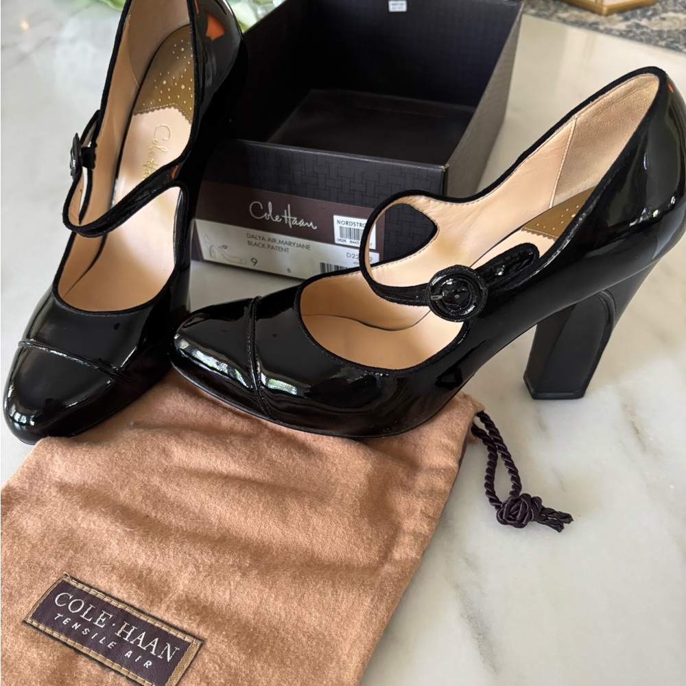 Cole Haan Black Heels Sophisticated Style
